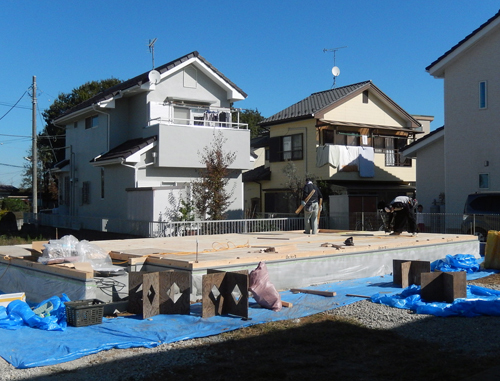 一階床下地板の施工 一階床下地板の施工